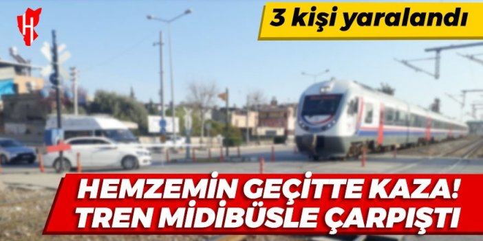 Hemzemin geçitte kaza! Tren midibüsle çarpıştı: 3 kişi yaralandı