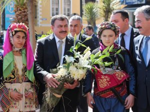 Bakan Eroğlu, Buharkent’e Geliyor