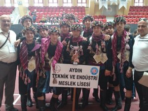 Teknik Liseli 'Efeler' Türkiye Şampiyonu Oldu