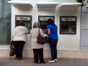 Şüpheli Para Transferi Polisi Harekete Geçirdi