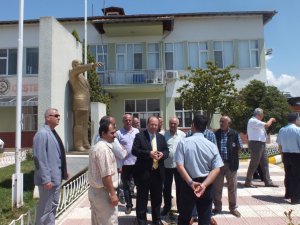 Başkan Özakcan, Eski Belediye Binasını İnceledi