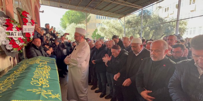 Nazilli Osman Öğünçlü’ye ağladı.. Vatandaşlar cami avlusuna sığmadı, gözyaşları sel oldu