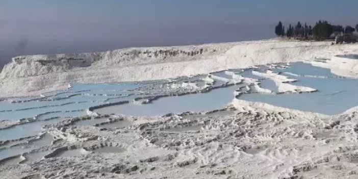 Pamukkale'de 2 milyon 200 bin kişi ile ziyaretçi rekoru