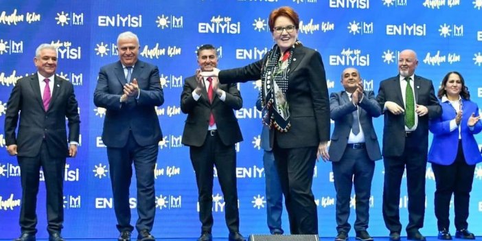 Meral Akşener, Aydın’da partisinin adaylarını tanıttı