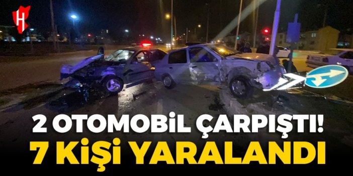 2 otomobil çarpıştı: 7 kişi yaralandı