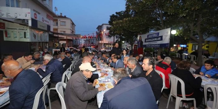 İlk iftar yemeği verilen Bozdoğan’da CHP’li Özel’den birlik ve beraberlik mesajı