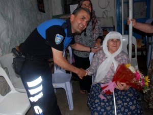 Aydın’ın Yaşlı Çınarı Kadriye Teyze Evinde Ziyaret Edildi