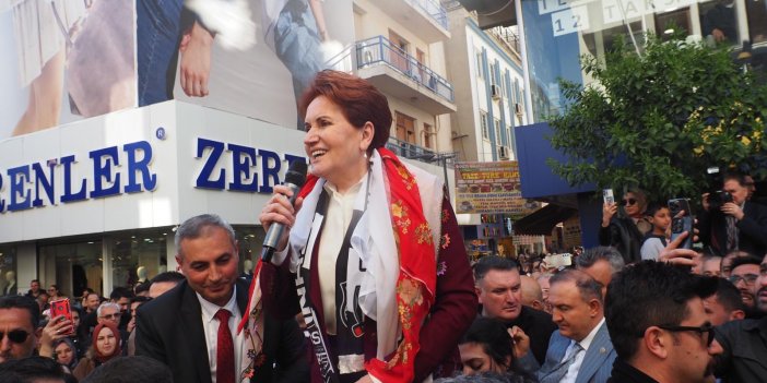 İYİ Parti Genel Başkanı Akşener, Nazilli’de vatandaşlarla buluştu: Korkmaz’a destek olun konuşması yaptı