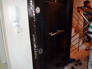 Hırsızlar Çalacak Bir Şey Bulamayınca Evi Talan Etti
