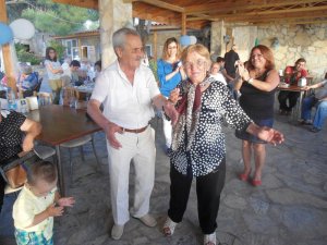 İşadamı İlhami Aydınlı, Huzurevi Sakinlerini Ağırladı