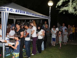 Büyükşehir Belediyesi 15 Noktada İftar Çadırı Kurdu