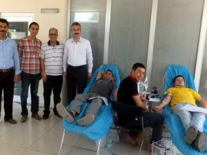 Aydın’da Kızılay’a Anlamlı Bağış