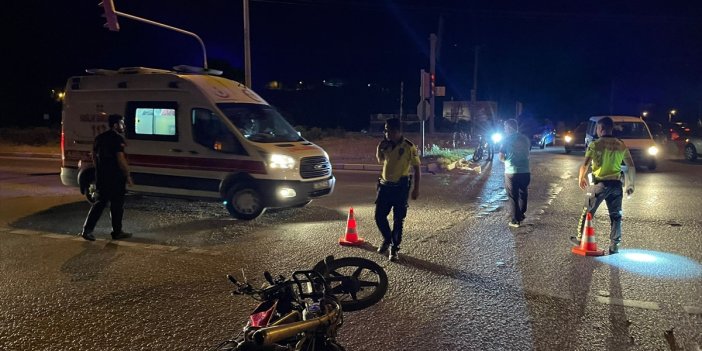 Aydın'ı yasa boğan ölüm: Otomobilin çarptığı motosikletli genç öldü...