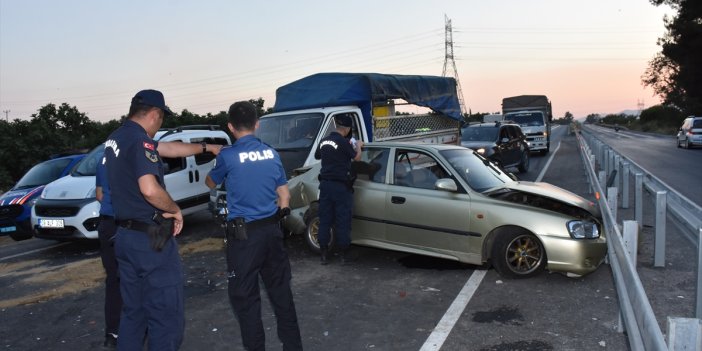 Aydın'da korkutan kaza: Kamyonet, otomobile çarptı: 1 yaralı!