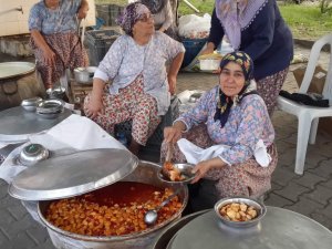 Karaçakal Yörüklerinin Geleneksel İftarı Yoğun İlgi Gördü