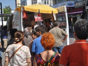 Kuşadası Belediyesi’nin Görev Şehitleri Anıldı