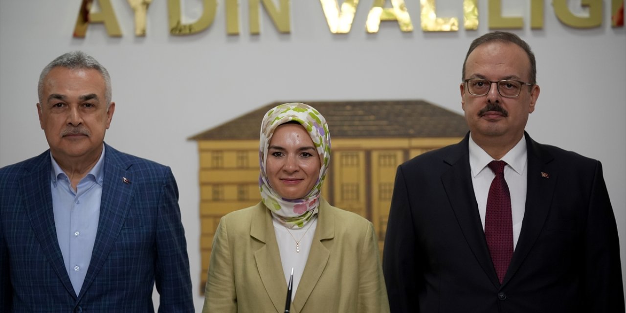 Bakan Göktaş Aydın'da: Evde bakım yardımından bugün 7 bin 812 vatandaşımız faydalanıyor