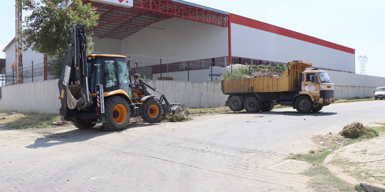 Nazilli Belediyesi’nden OSB’de temizlik atağı