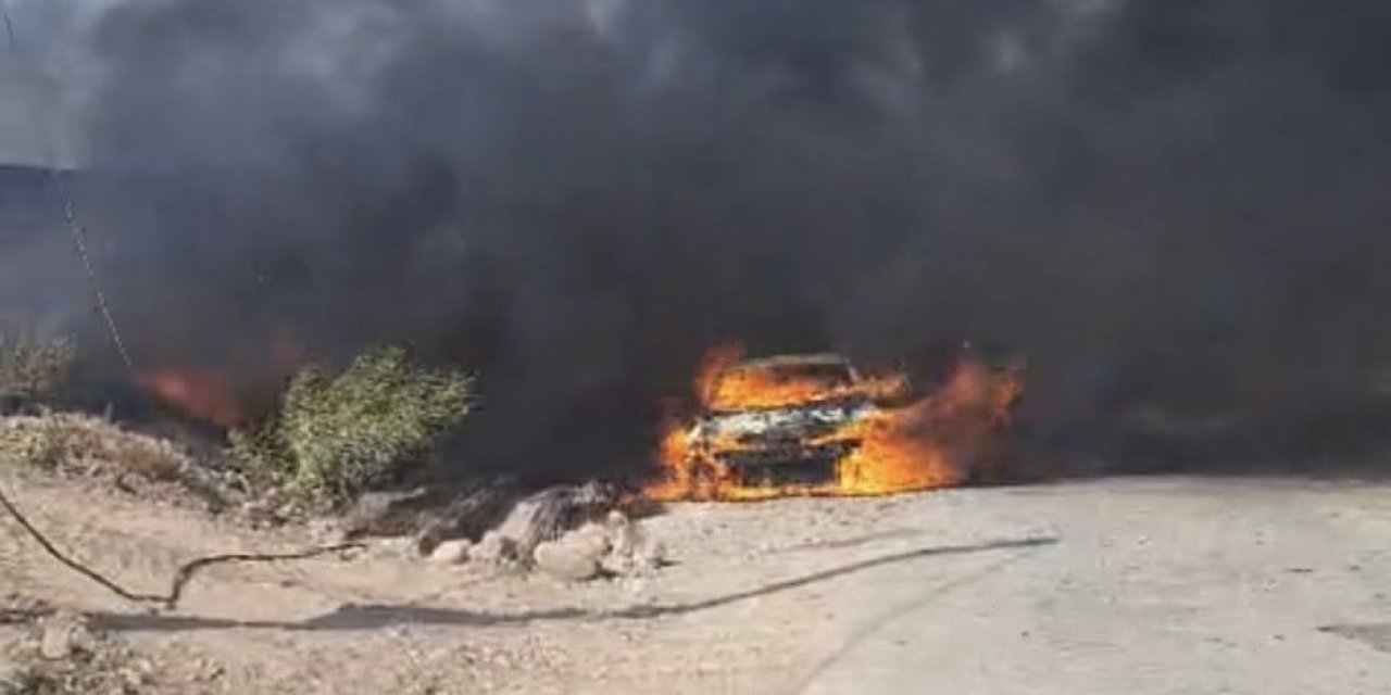 Atık yakarken çıkan yangın otomobili sıçradı! Kullanılmaz hale geldi