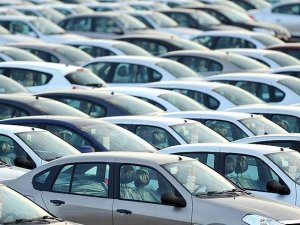 Türkiye'de trafiğe kayıtlı 18 milyon 288 bin 137 araç var