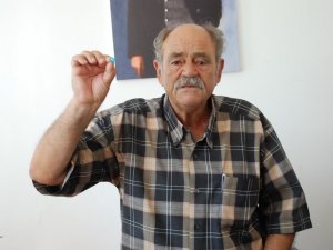 17 Yıllık İlçe Başkanı Ağlayarak Görevinden İstifa Etti
