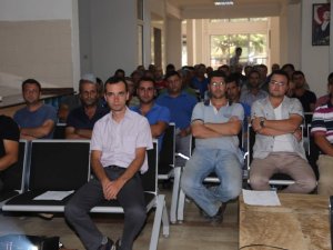 Belediye Personeline İlaçlama Eğitimi Veriliyor