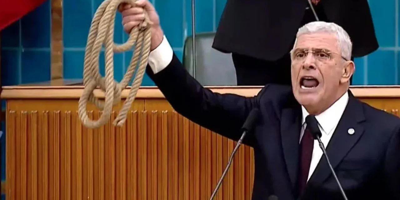 Bahçeli'nin Öcalan çağrısına tepki gösteren İYİ Parti lideri Dervişoğlu, kürsüde idam ipi fırlattı