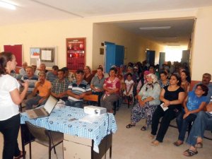 Didim'de Çiftçilere Hijyen Eğitimi Verildi