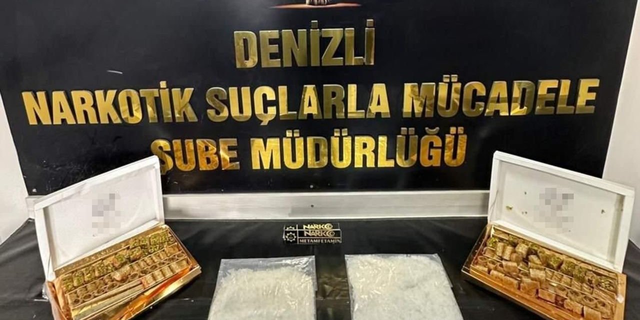 Üstü baklava altı uyuşturucu: 1,5 kg ele geçirildi!