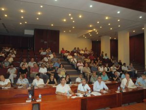 Belediye Meclisi'nde Şirket Tartışması Yaşandı