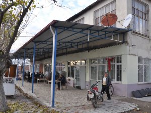 Nazilli Belediyesi, Durasıllı Mahallesi'ne Cemiyet Alanı Yaptı