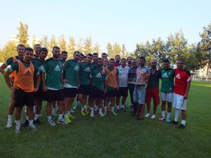 Aydınsporlu Futbolcudan Aydınspor 1923’e Baklava Ziyafeti