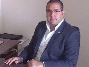 ‘Atatürk büstleri önünde nöbet tutarız’
