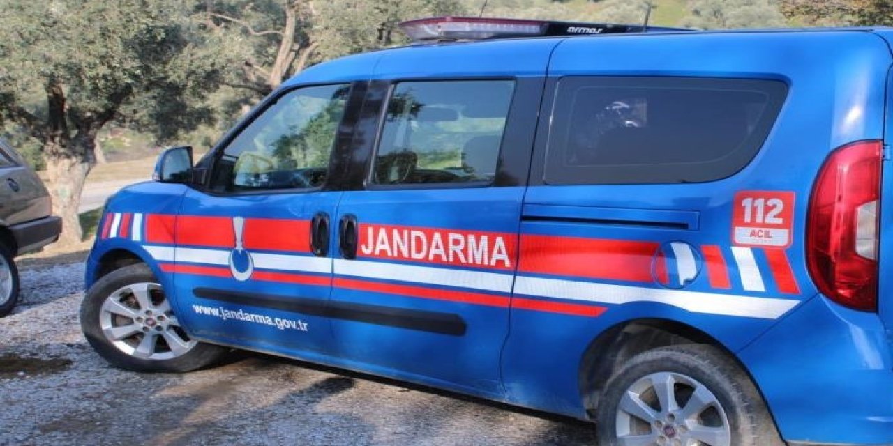 Yol kenarında darp edilmiş ve bıçaklanmış şekilde bulundu