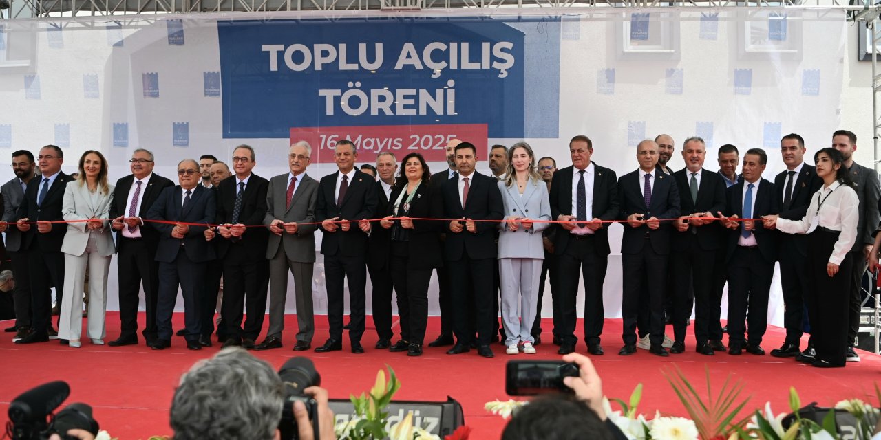CHP Genel Başkanı Özel, Başkan Günel'in projelerini övdü