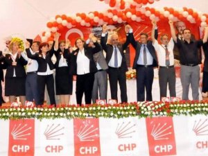 Aydın CHP’de Yönetim Düştü