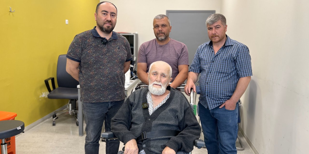 Oğlunun babasına yaptığı kalp masajı sonrası hayata döndü