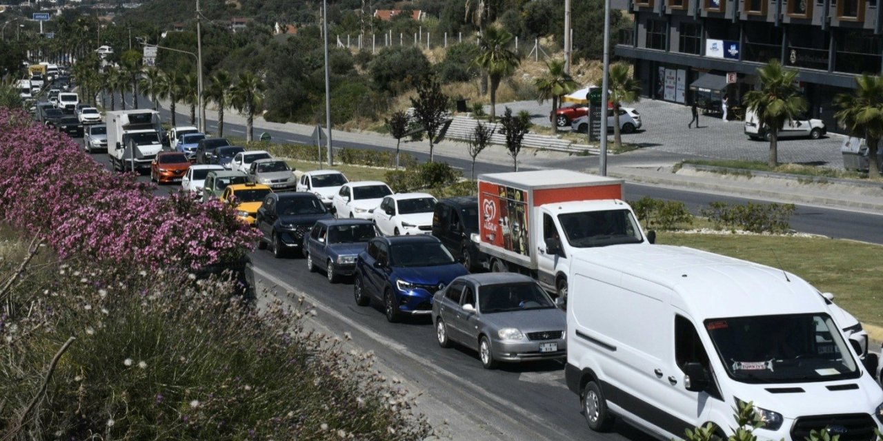 Kuşadası Kurban Bayramı'nda tatilcilerin akınına uğradı