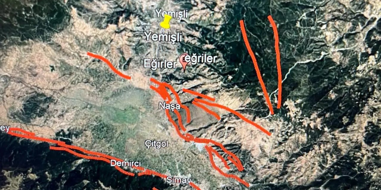 Kütahya'daki deprem sonrası Naci Görür'den korkutan 'bölge geriliyor' uyarısı!