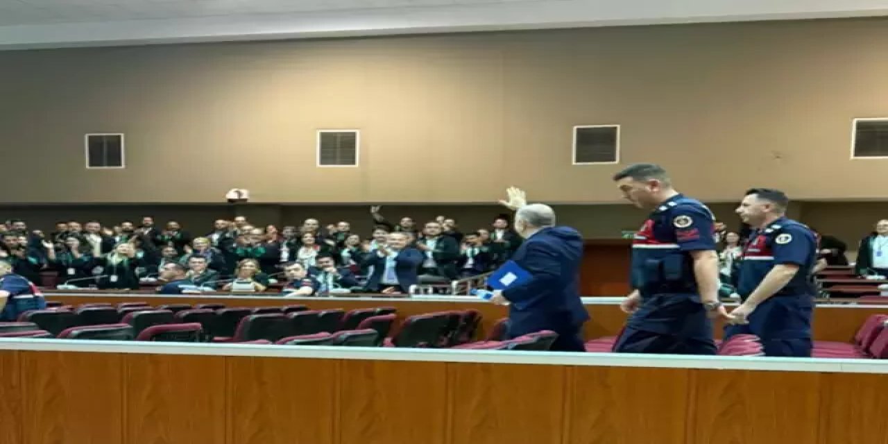 Ümit Özdağ tahliye edildi