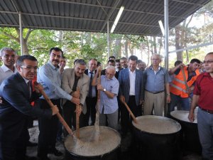 732 Yıllık Gelenek Karacasu'da 20 Bin Kişiyi Buluşturdu