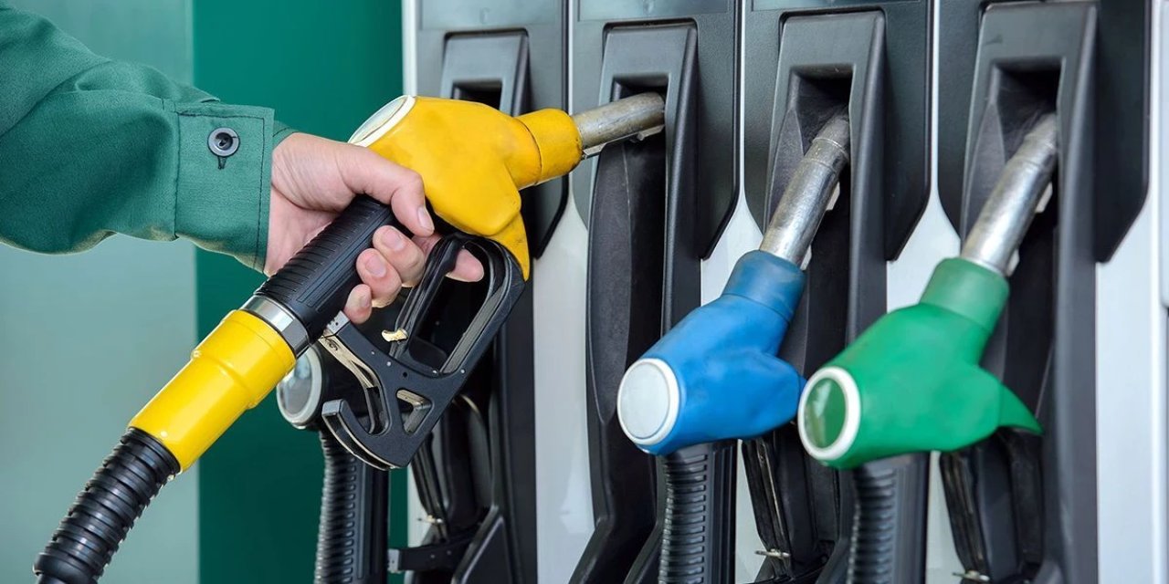 Akaryakıta çifte indirim geliyor: İşte güncel benzin, motorin ve LPG fiyatları
