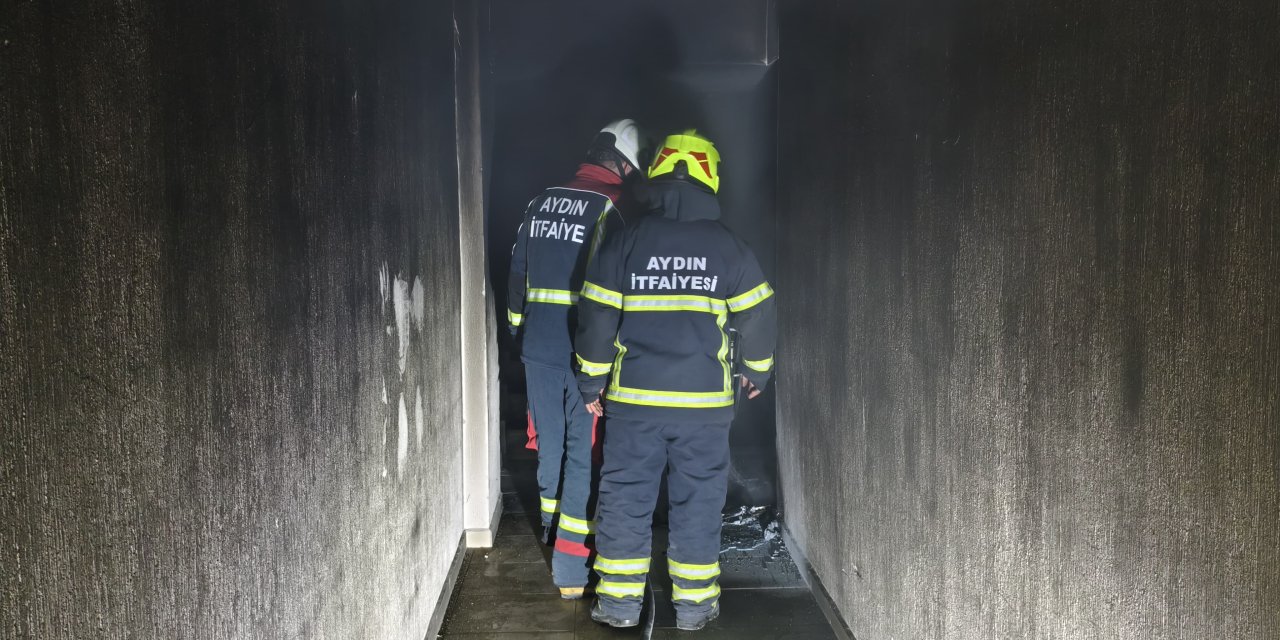 Nazilli’de panik gecesi! Bebek arabaları yandı