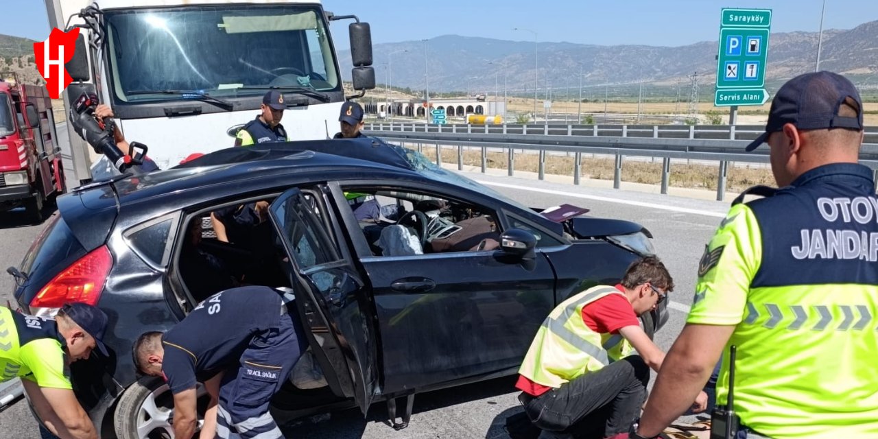 Aydın-Denizli otoyolu’nda feci kaza: 19 yaşındaki sürücü hayatını kaybetti