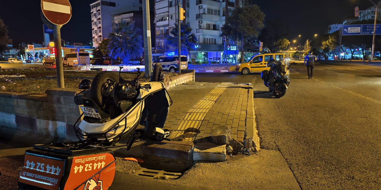 Nazilli’de korkutan kaza! Motosikletli takla attı
