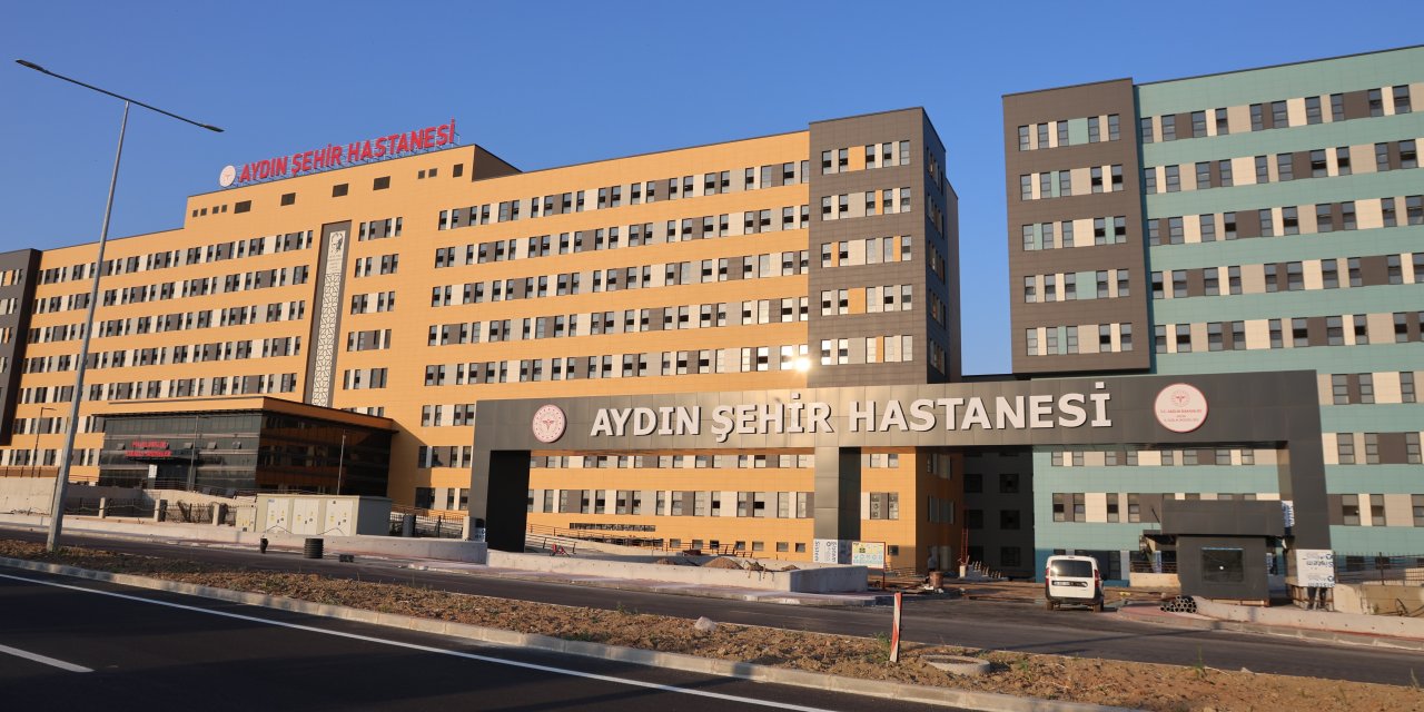 Aydın Şehir Hastanesi açılış için gün sayıyor