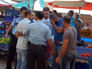 Didim’de Halk Pazarında Esnaflar Kavga Etti