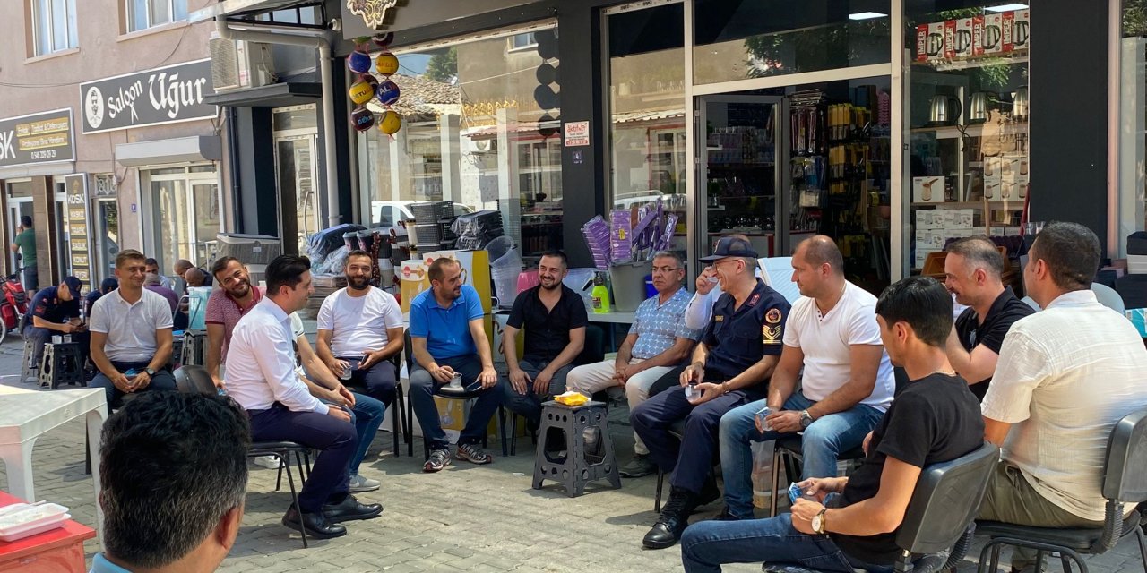 Köşk Ülkü Ocakları’ndan aşure ikramı