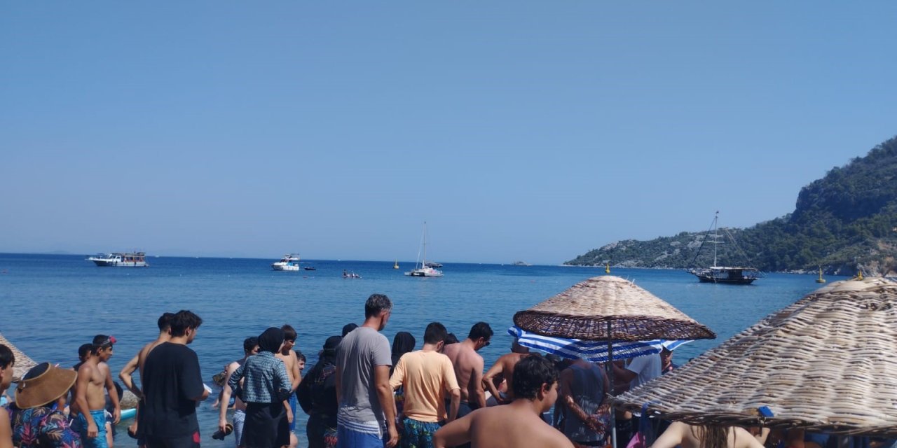 Serinlemek için girdiği denizde boğuldu