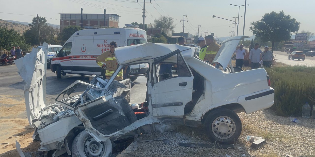 Karı-koca trafik kazasında hayatını kaybetti